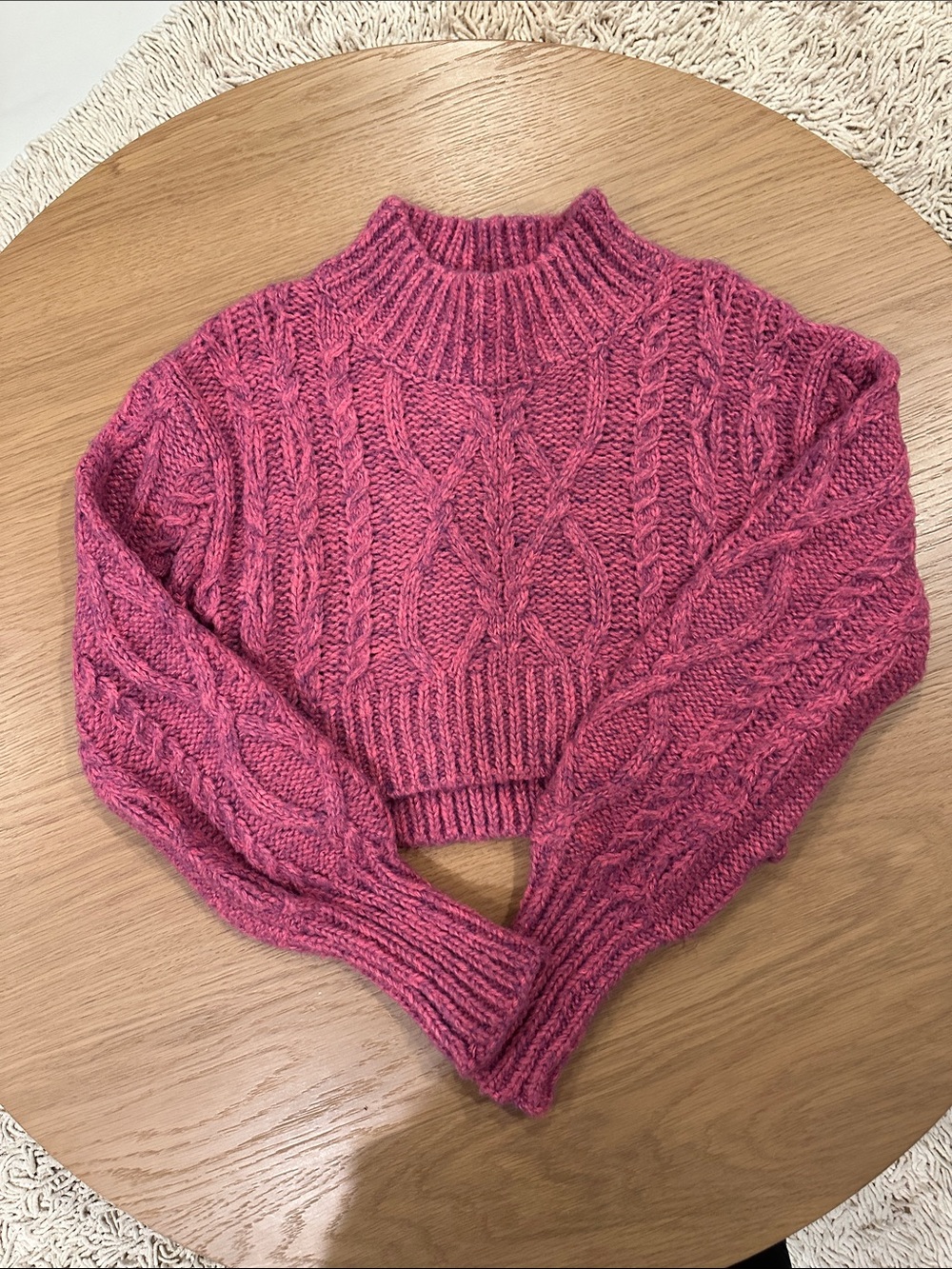 Immodel Cropped Sweater